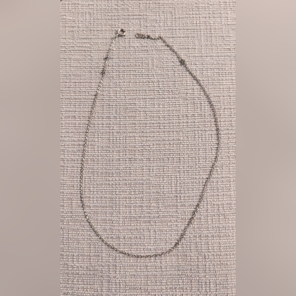 Elegant Silver Necklace